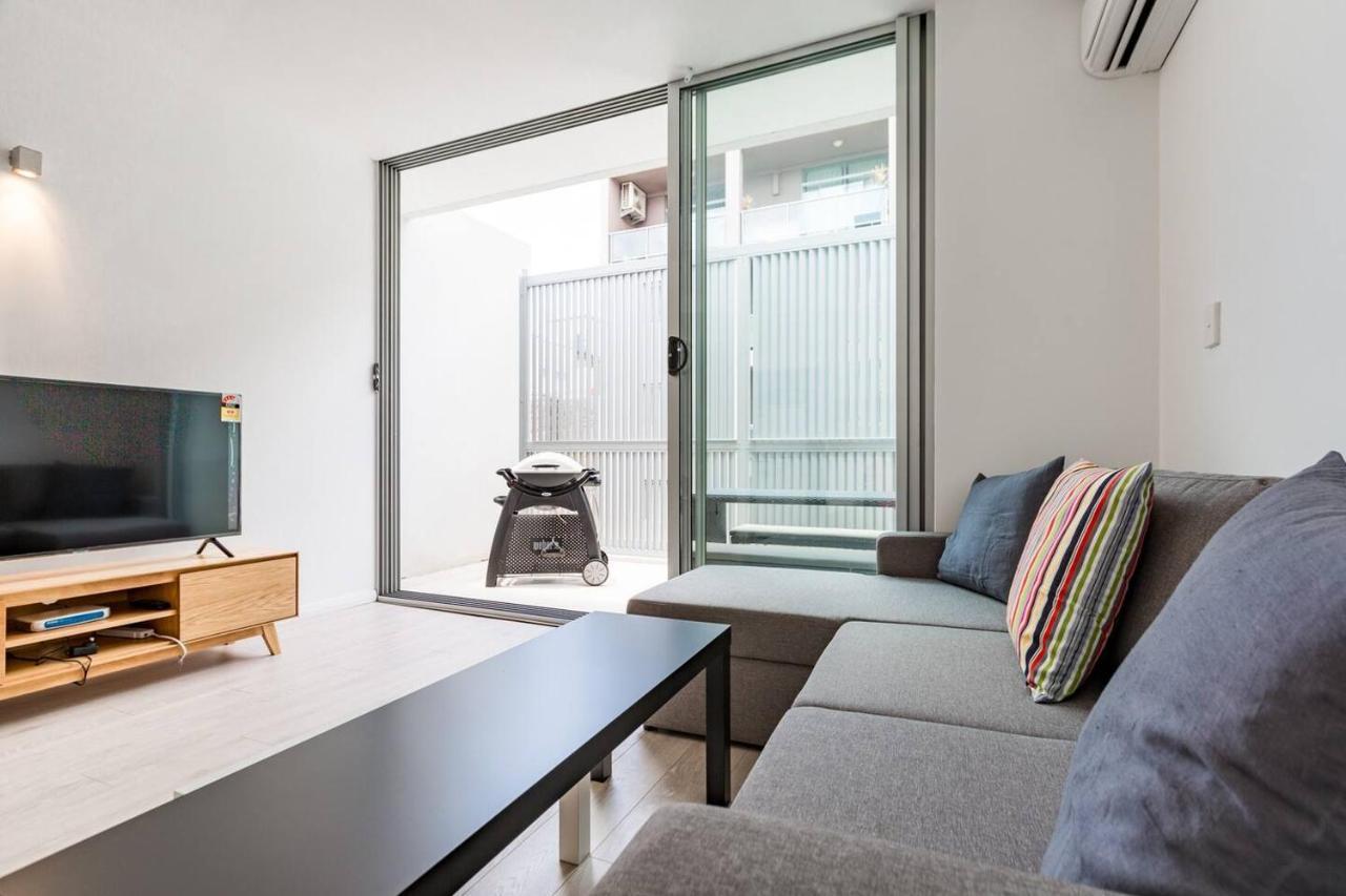 Urban Oasis Custom Made For Cosmopolitan Living Sydney