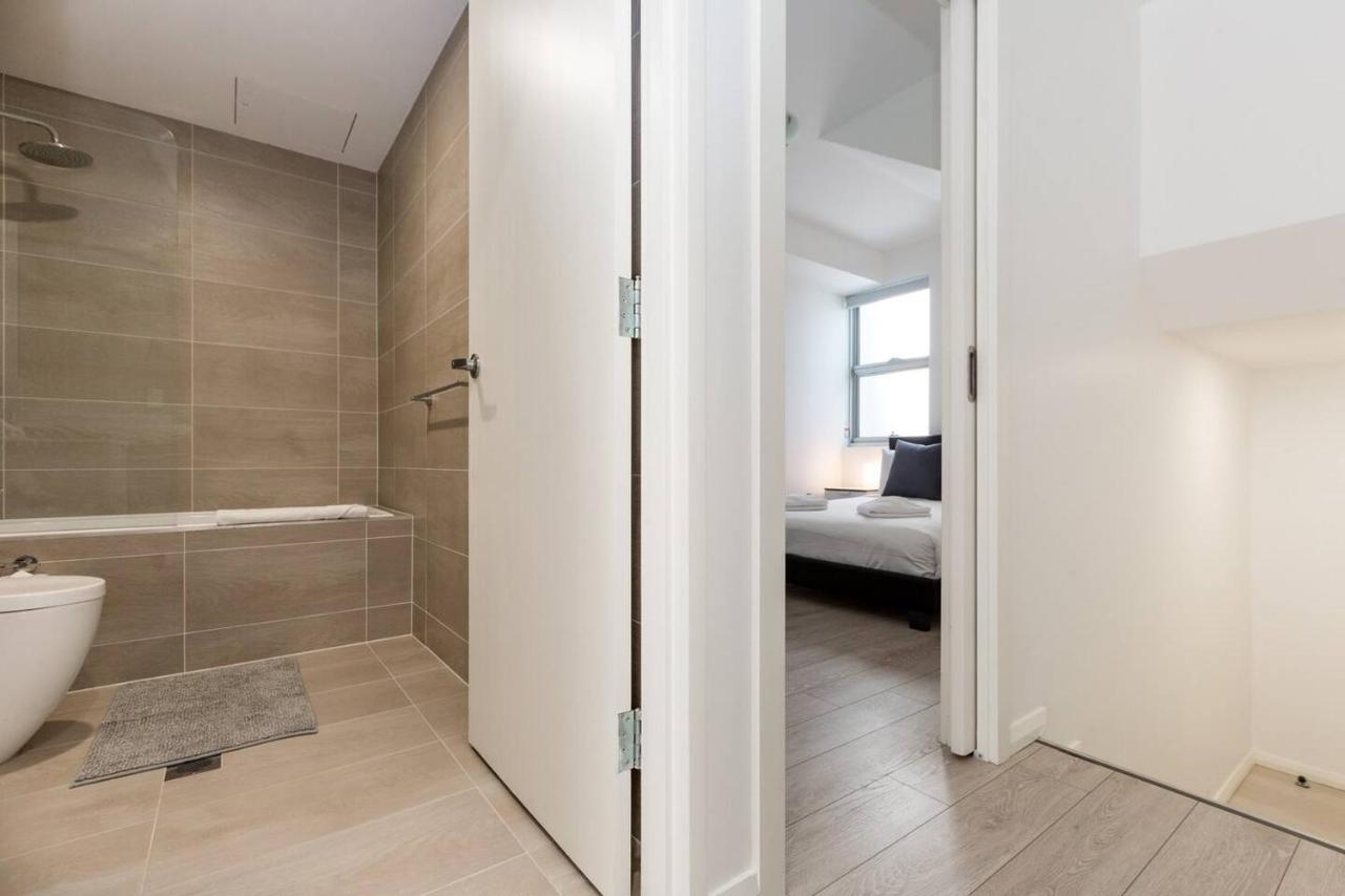 Urban Oasis Custom Made For Cosmopolitan Living *